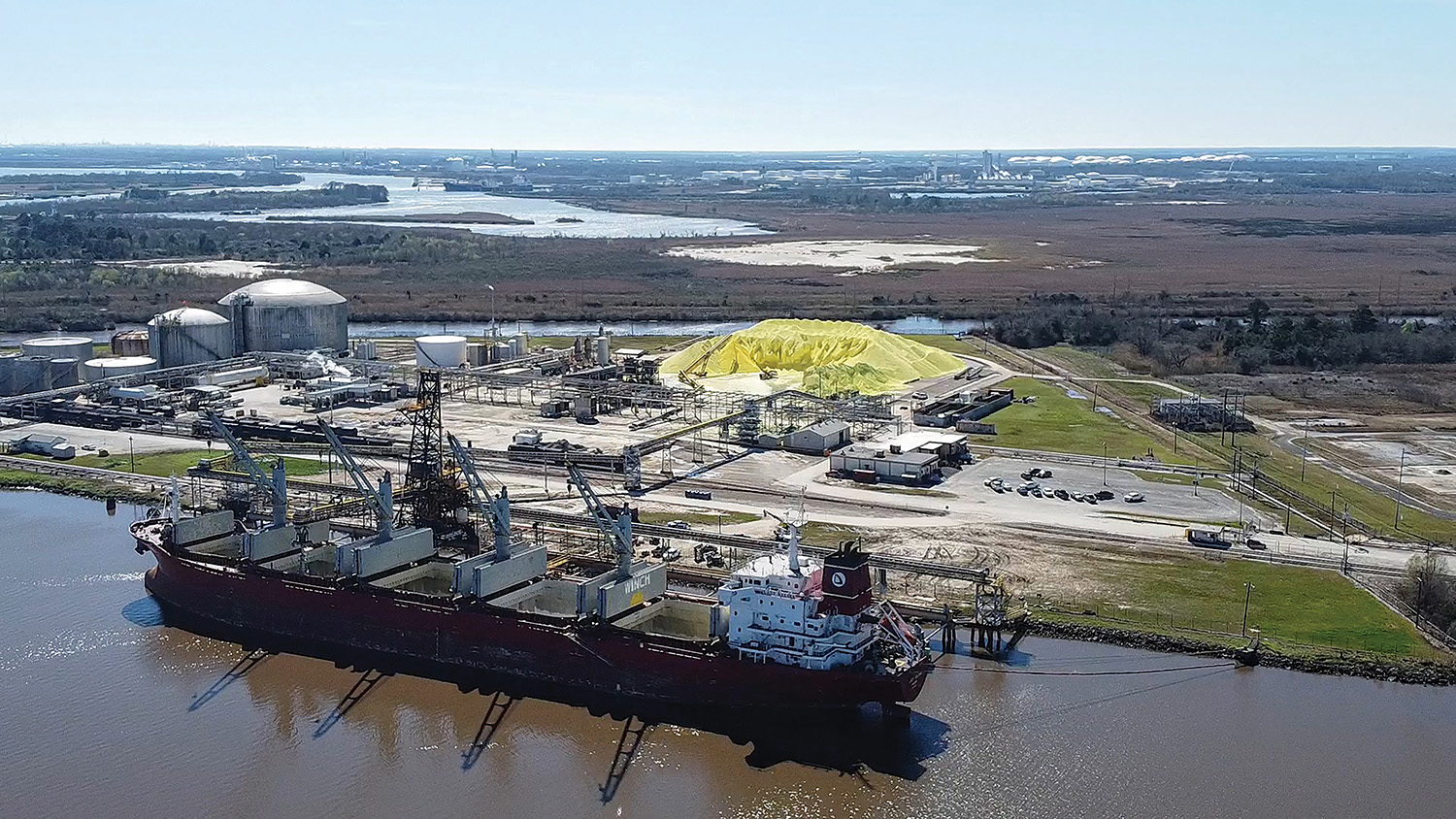 Bruks siwertell shiploader at Martin Construction