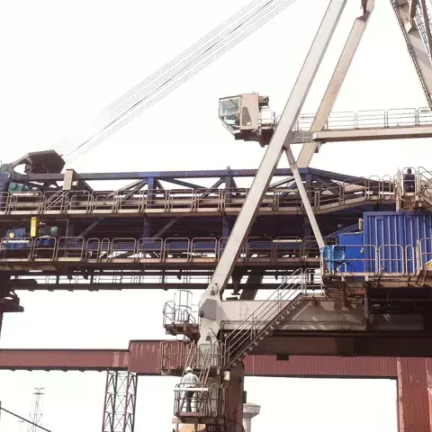 Blue Siwertell ship loader for Iron ore, India
