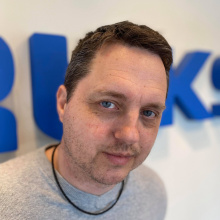 male employee at Bruks Siwertell