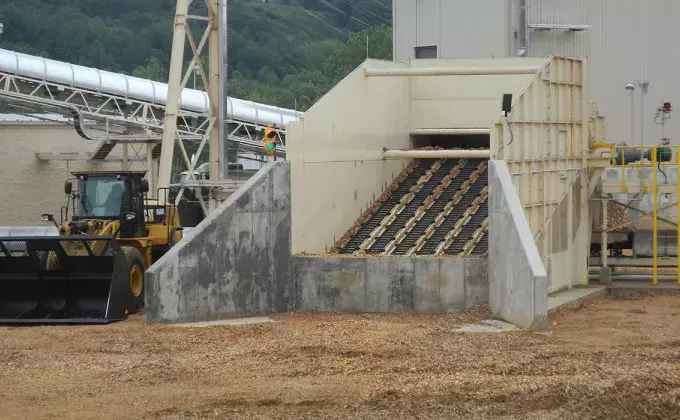 hopper self unloading trucks bruks siwertell